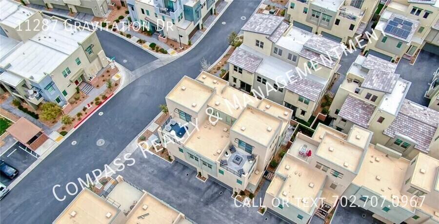 11287 Gravitation Dr - Photo 3 of 33