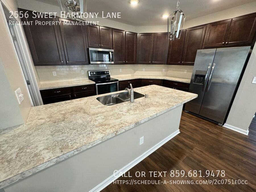 2556 Sweet Harmony Ln - Photo 6 of 38