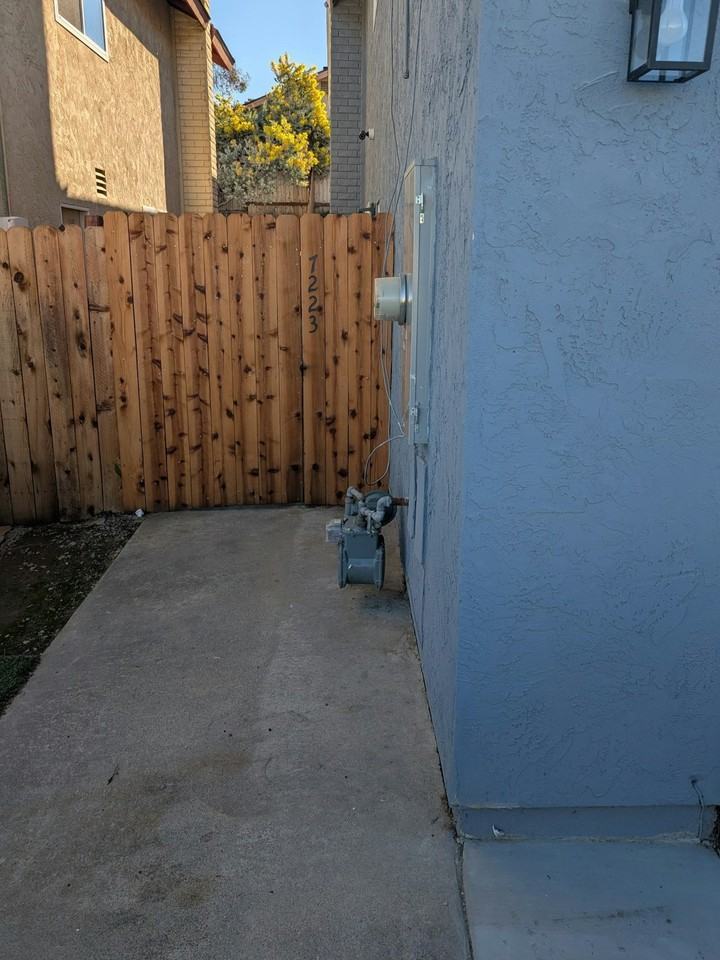 7221 Jacmar Avenue, Unit 7223 - Photo 2 of 8