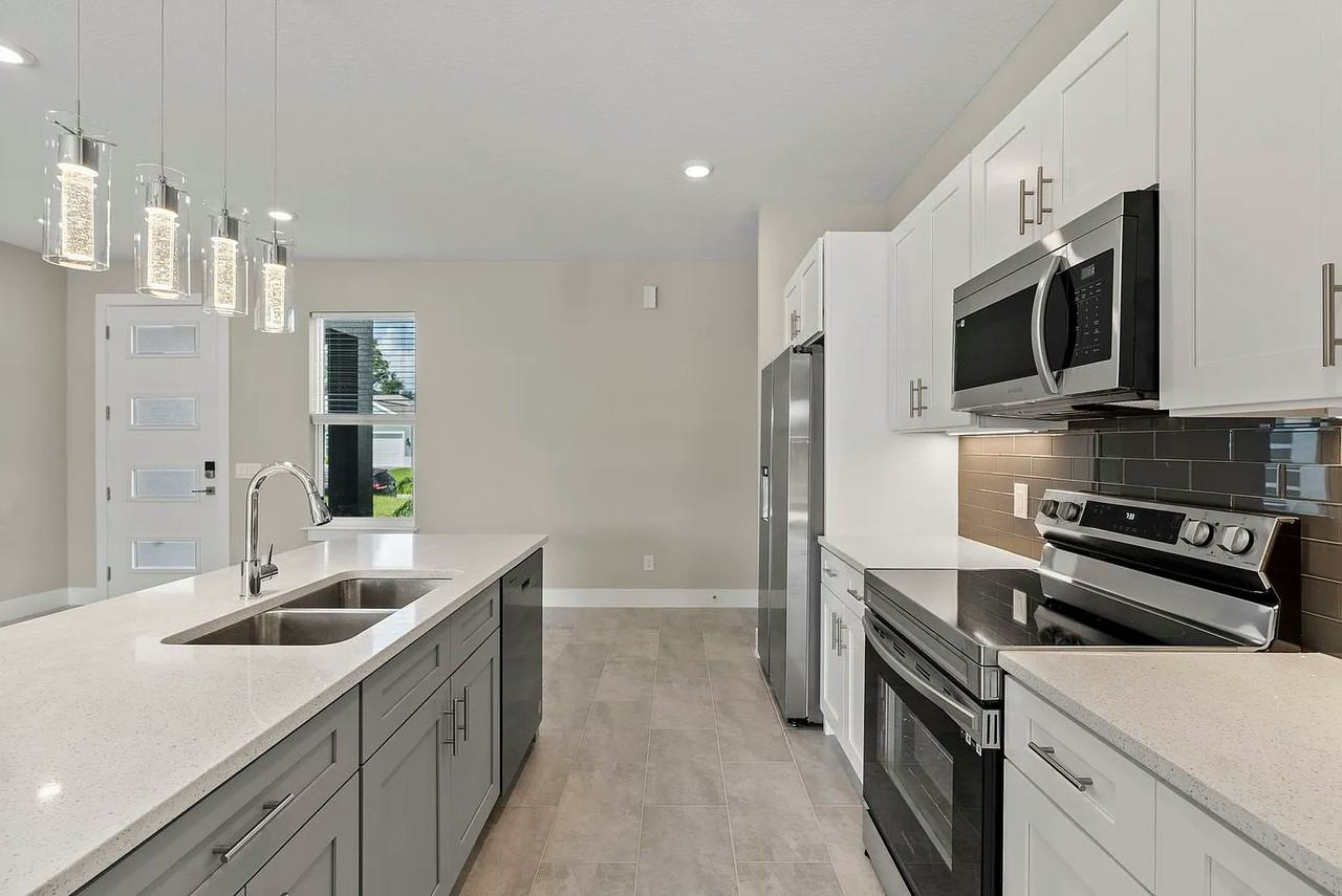 8292 Givlic Lane - Photo 7 of 25