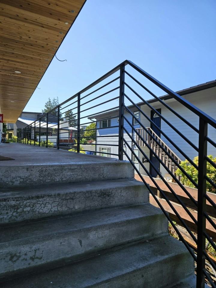 3035 64th Avenue Southwest, Unit 7 - Photo 3 of 22