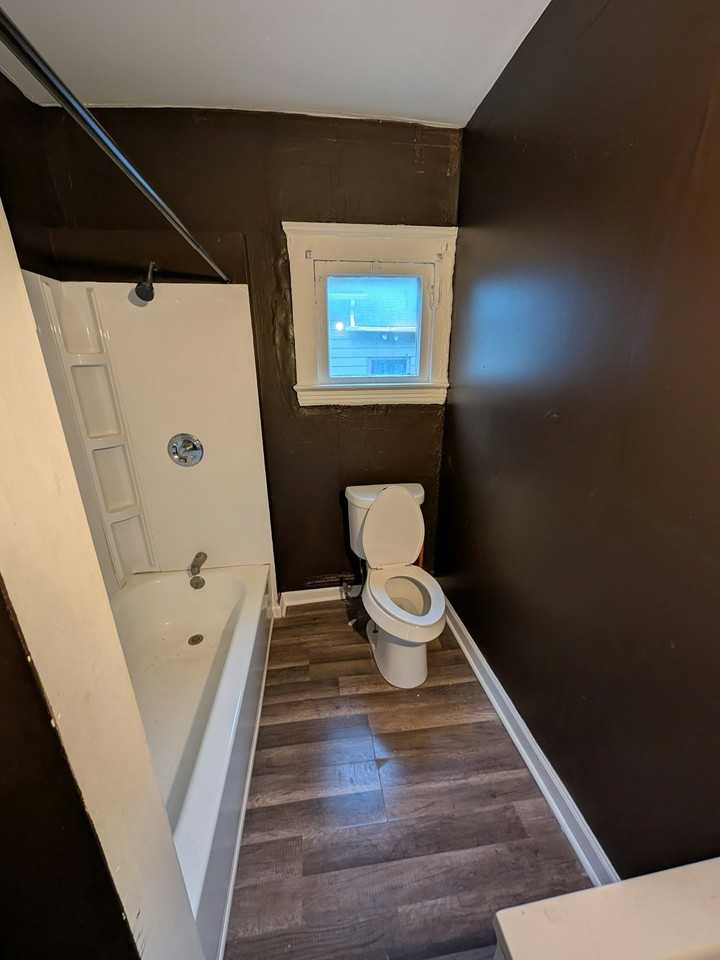 1169 East 60th Street, Unit 1 - Photo 6 of 6