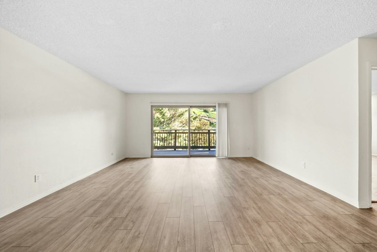 3737 Keating Street, Unit 12 - Photo 4 of 18