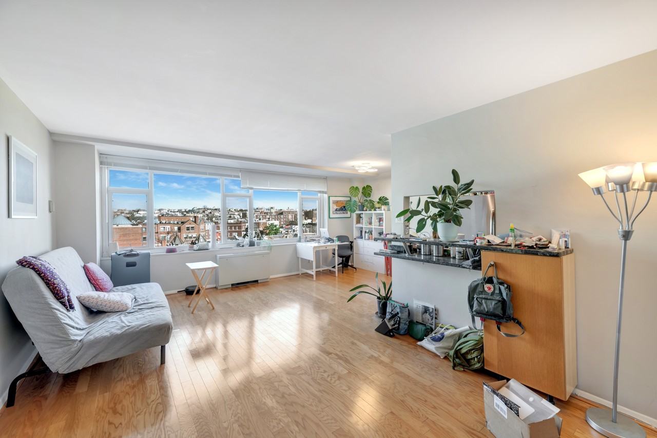 1545 18th St Nw #806