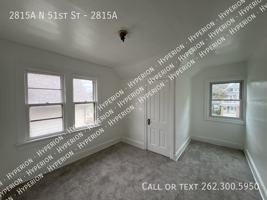 featured image of 2815A N 51st St #2815A