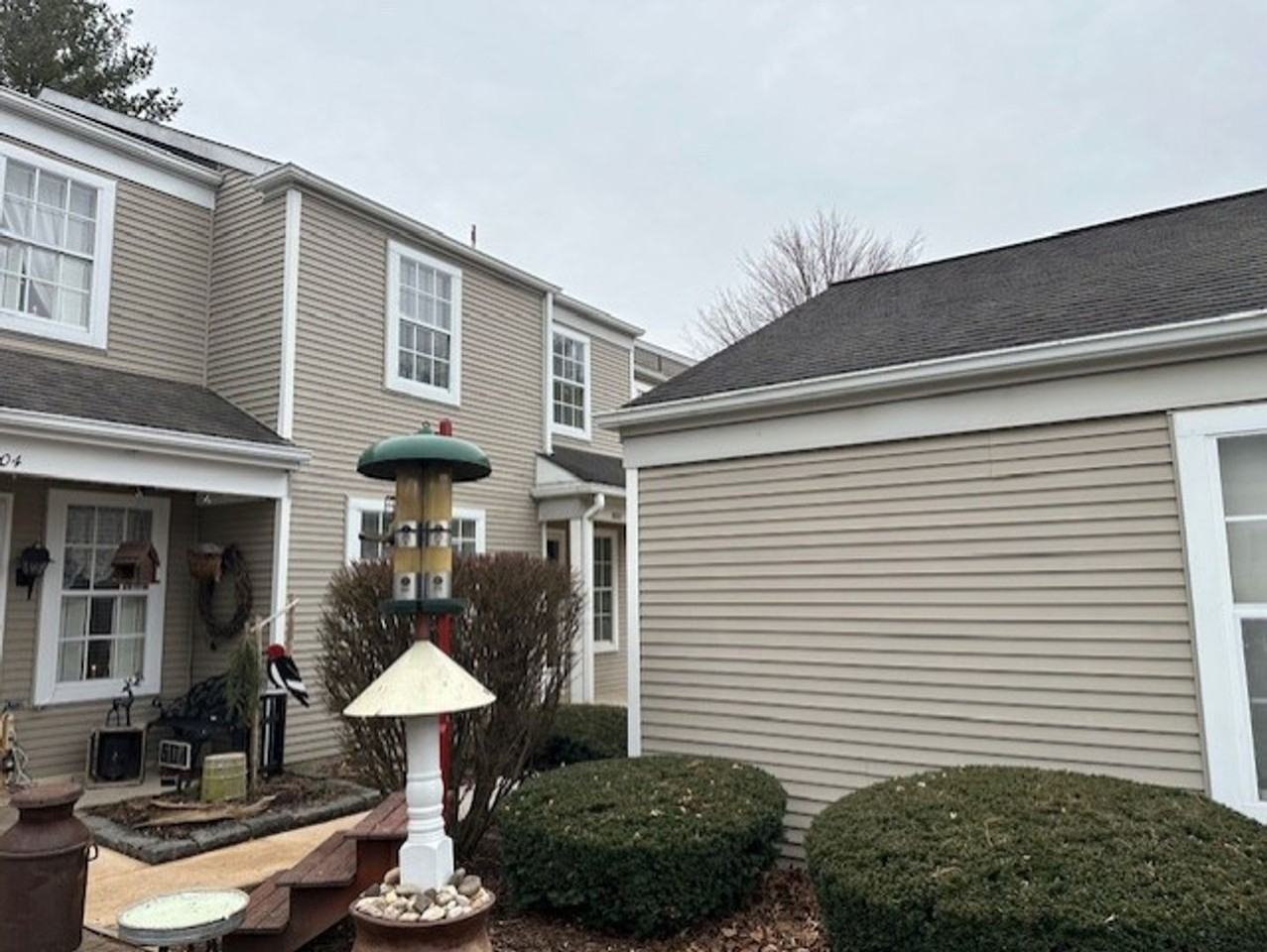 503 Barrington Ct - Photo 2 of 17