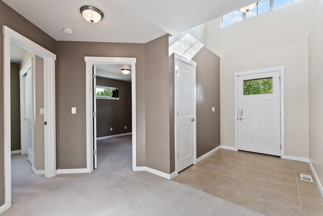 1790 N Winchester St #1 - Photo 6 of 43