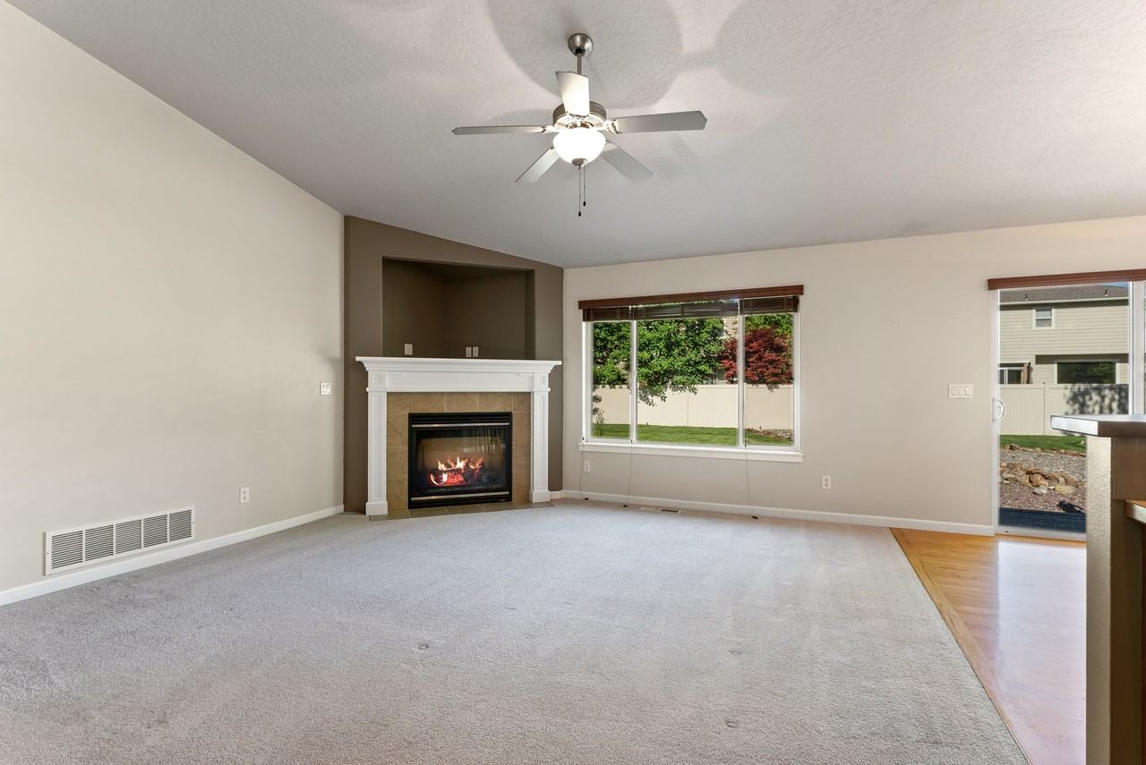 1790 N Winchester St #1 - Photo 7 of 43