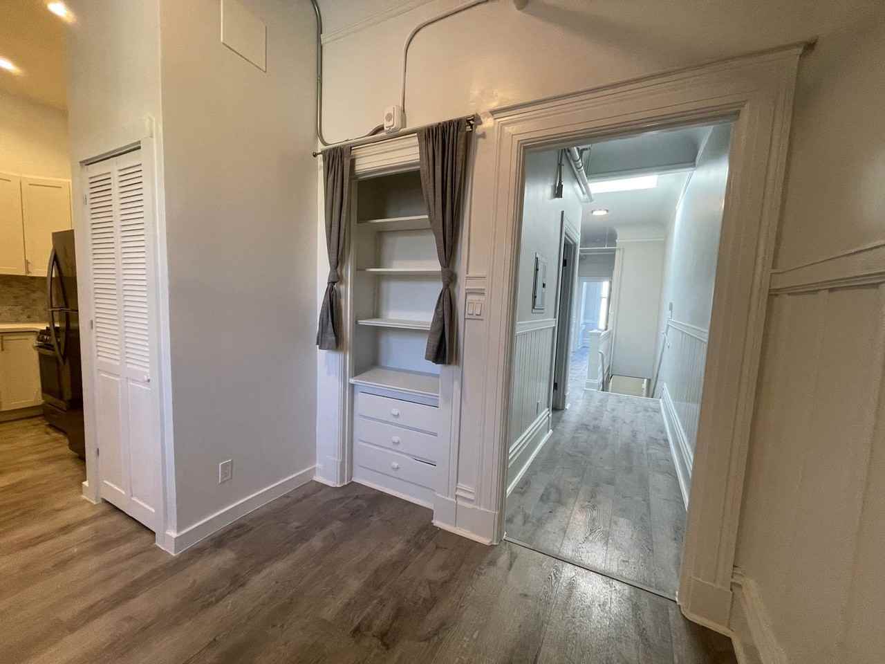 1430 Stockton St - Photo 4 of 30