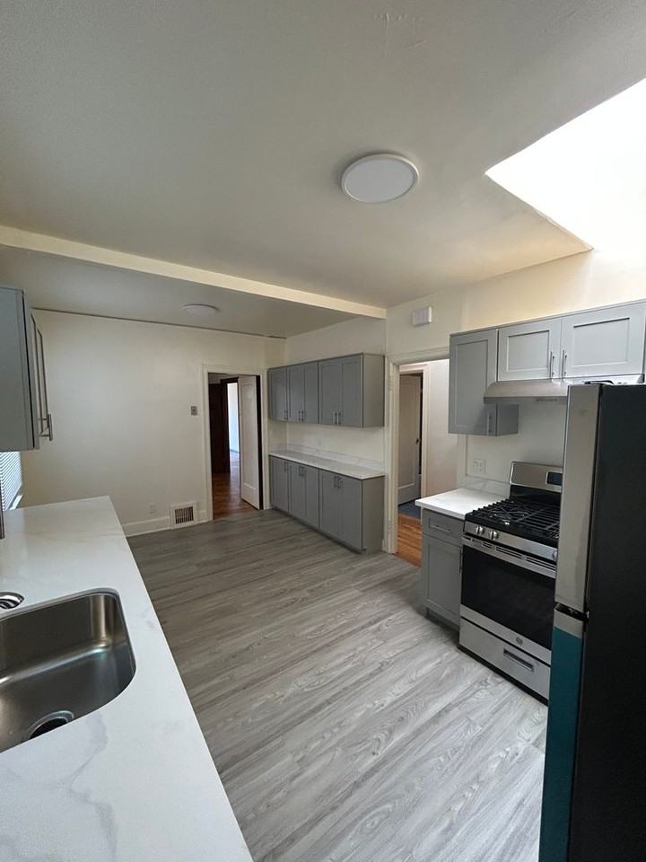 1862 20th Ave - Photo 3 of 28