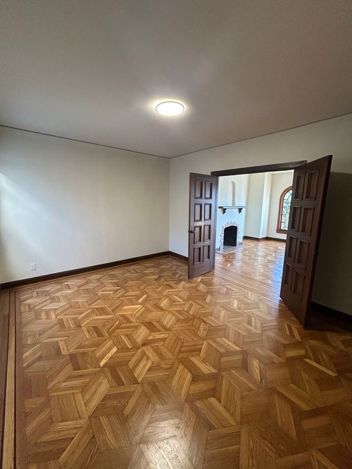 1862 20th Ave - Photo 4 of 28