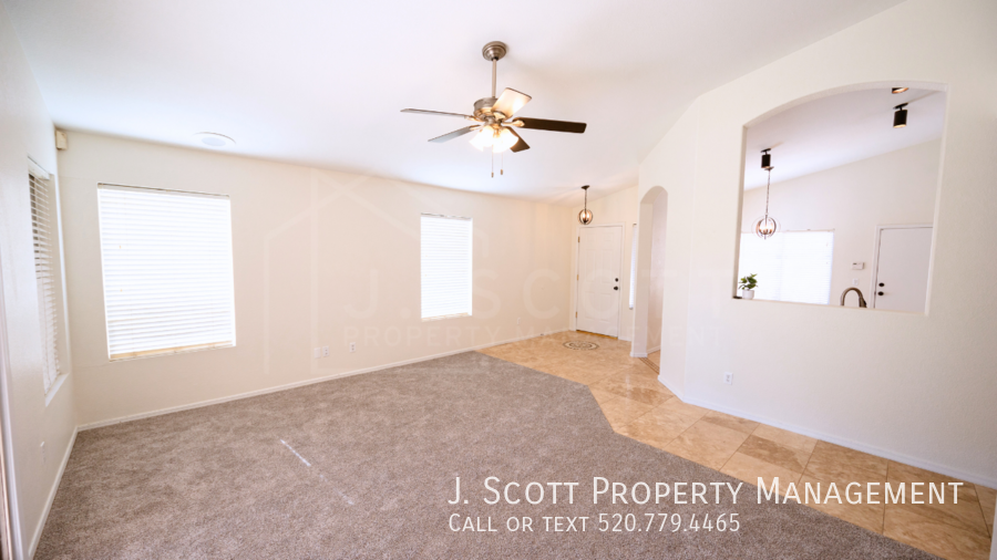 1289 N Balboa Dr - Photo 3 of 21