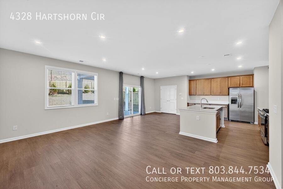 4328 Hartshorn Cir - Photo 4 of 27