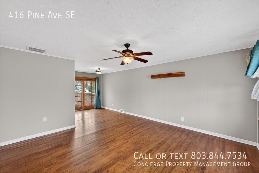 416 Pine Ave Se - Photo 4 of 19