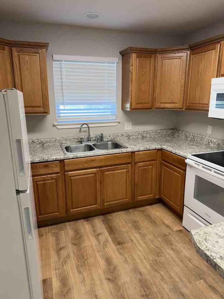 6641 W Fm 922 #B - Photo 4 of 12