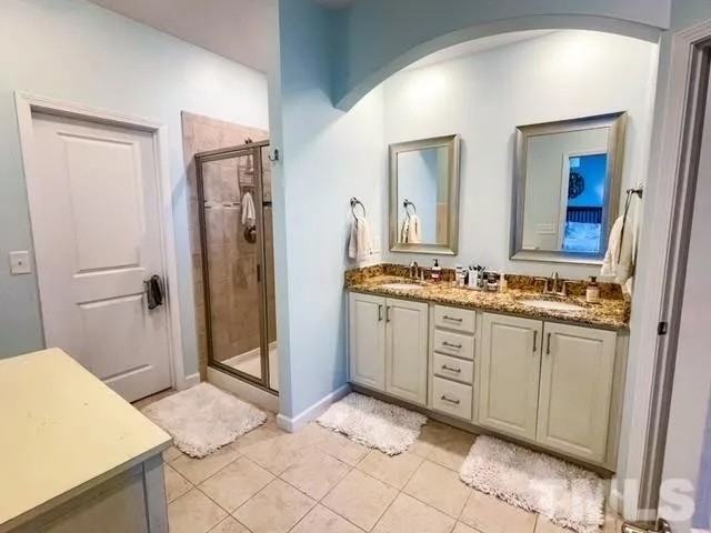 5417 Cambridgeshire Loop - Photo 4 of 8