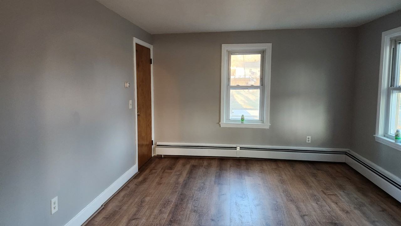 11 Milwaukee Ave #1 - Photo 4 of 8