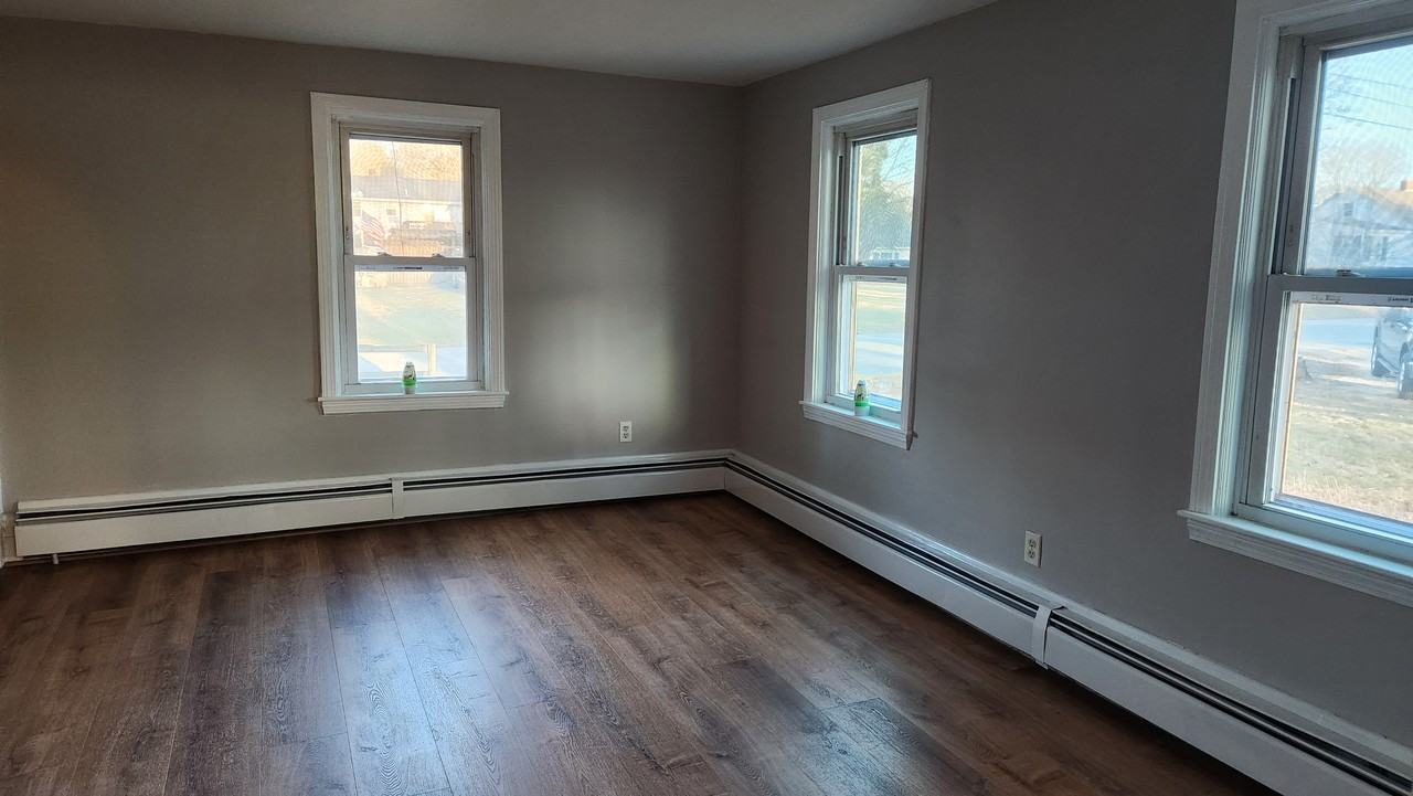 11 Milwaukee Ave #1 - Photo 5 of 8