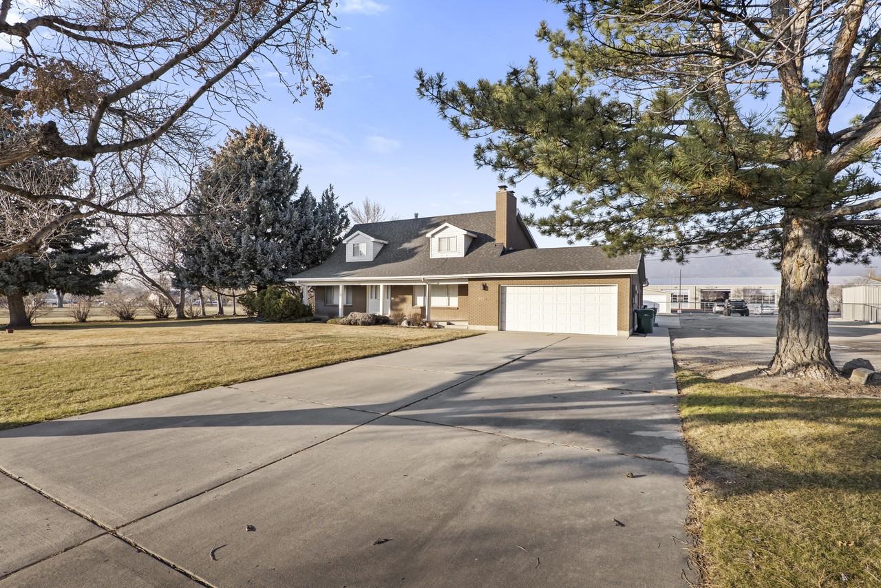 5920 W 10400 N #A - Photo 3 of 32