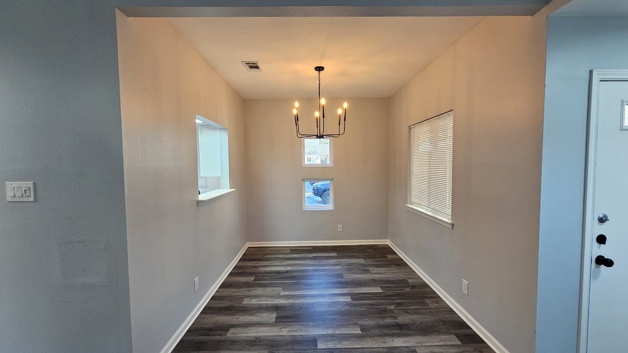 263 Mooring Cir #B - Photo 4 of 17