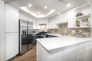 600 N The Strand #37 - Photo 1 of 1