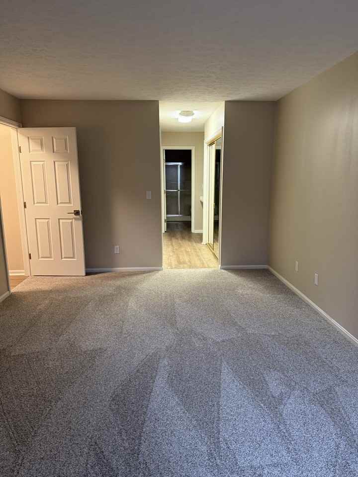 1390 Cedarwood Dr #D1 - Photo 2 of 18