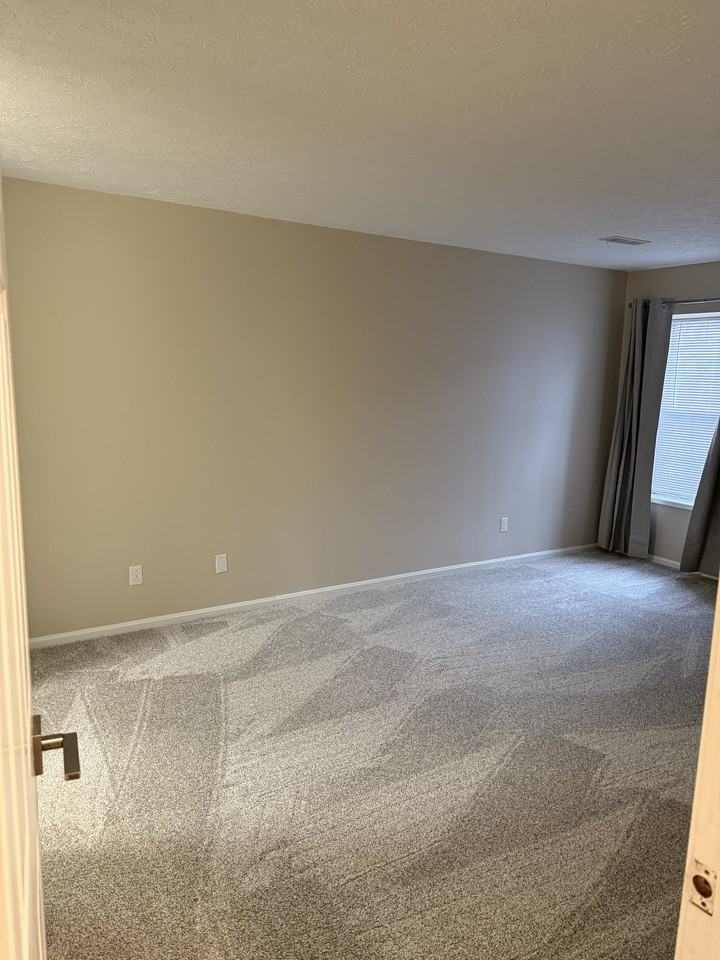 1390 Cedarwood Dr #D1 - Photo 7 of 18