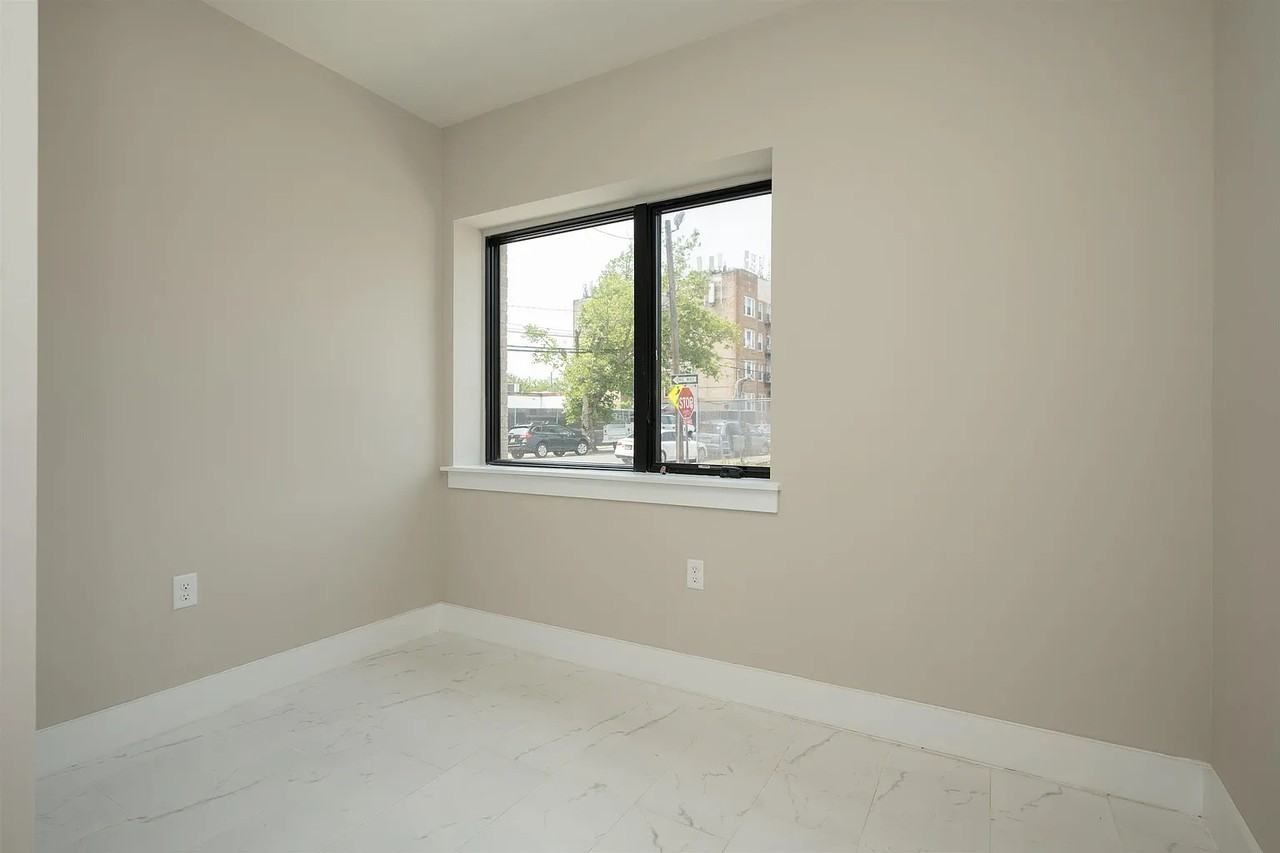 242 Beacon Ave #102 - Photo 2 of 9