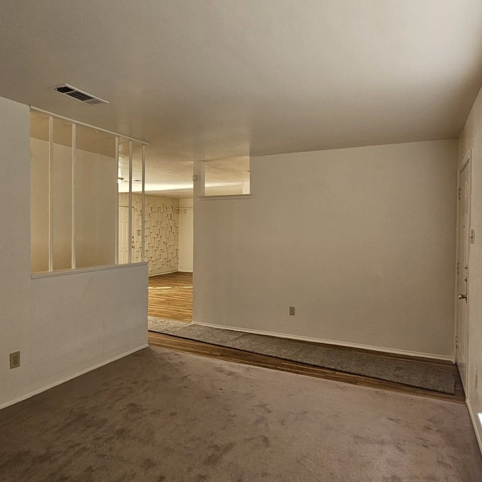 534 Holly Ln #NA - Photo 7 of 15