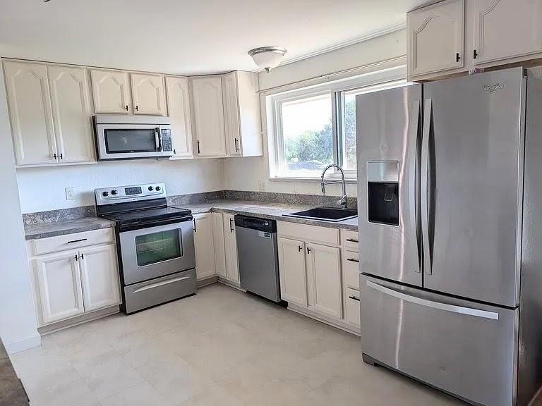 1340 Dawson Dr #NA - Photo 5 of 12