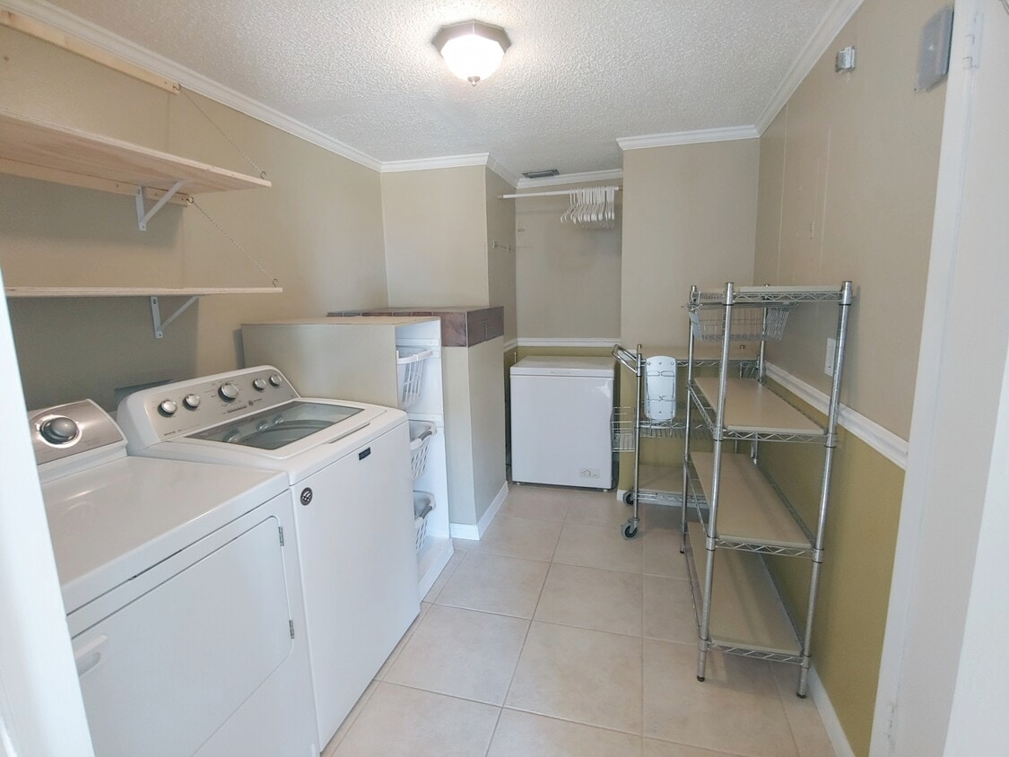 2809 Cedaridge Dr #NA - Photo 6 of 17