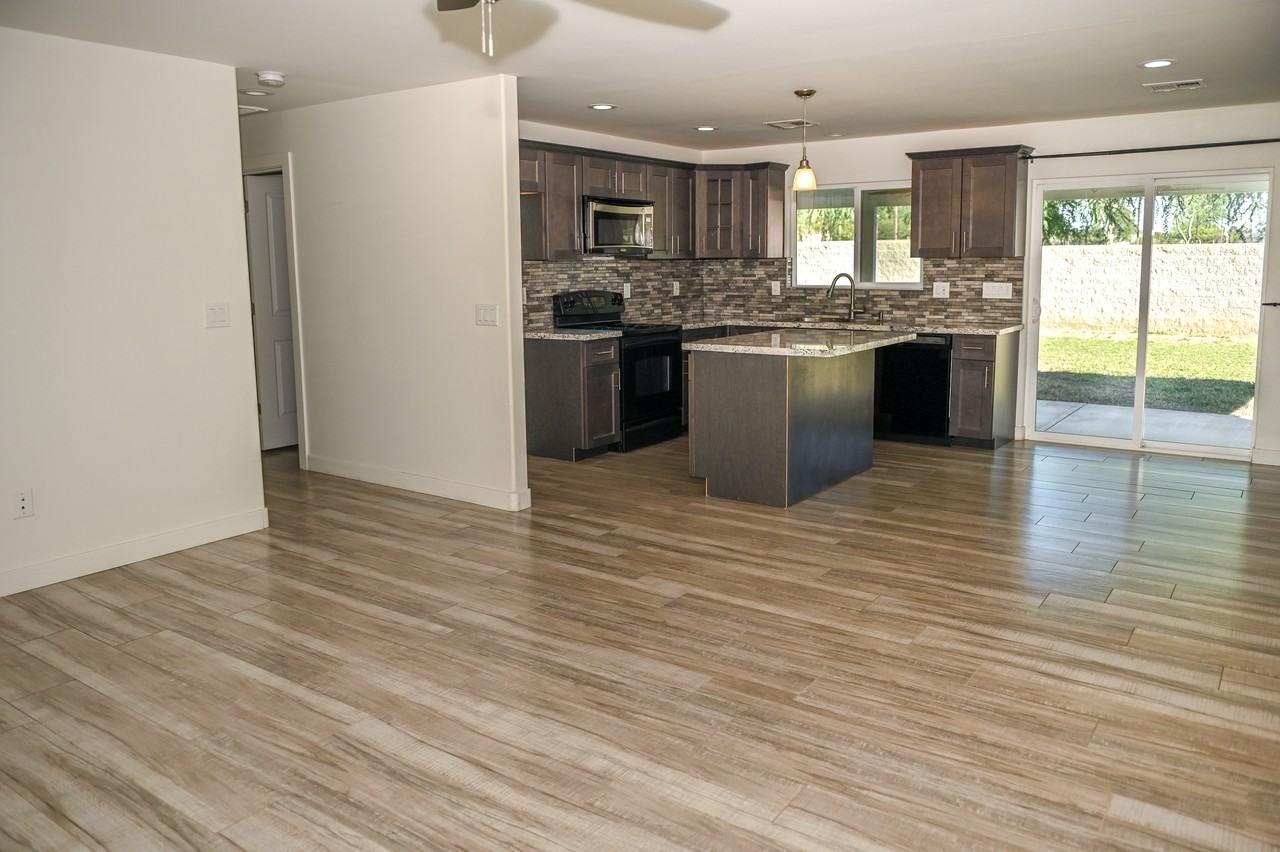 19601 N 33rd Ave #NA - Photo 6 of 15