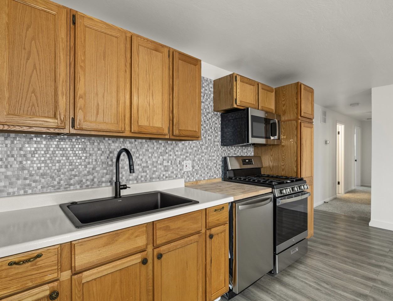 4057 N Adams St #A - Photo 5 of 13