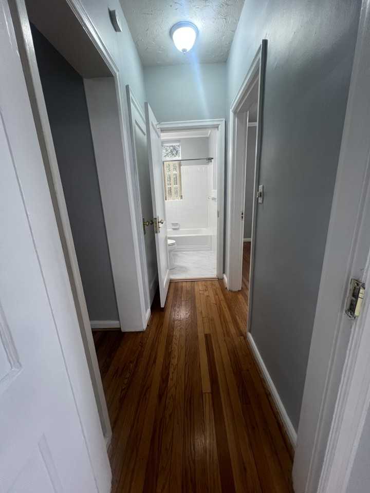 1217 N Main St #B - Photo 6 of 9