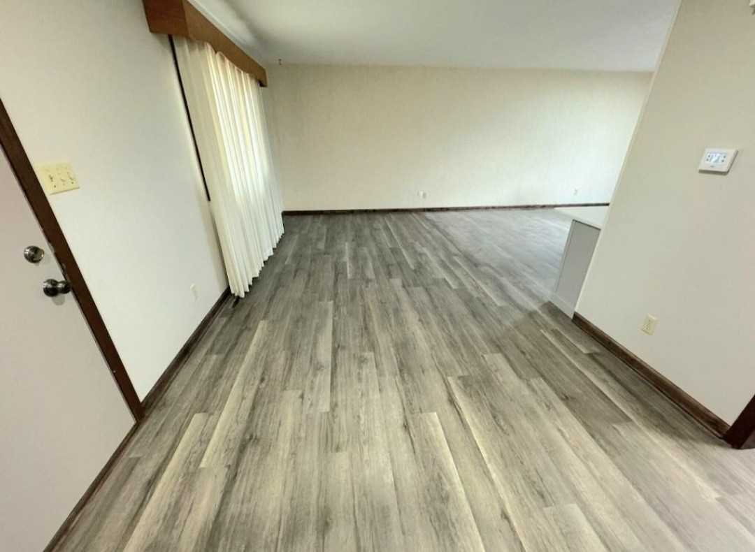 1911 Glendale Rd #D - Photo 7 of 24