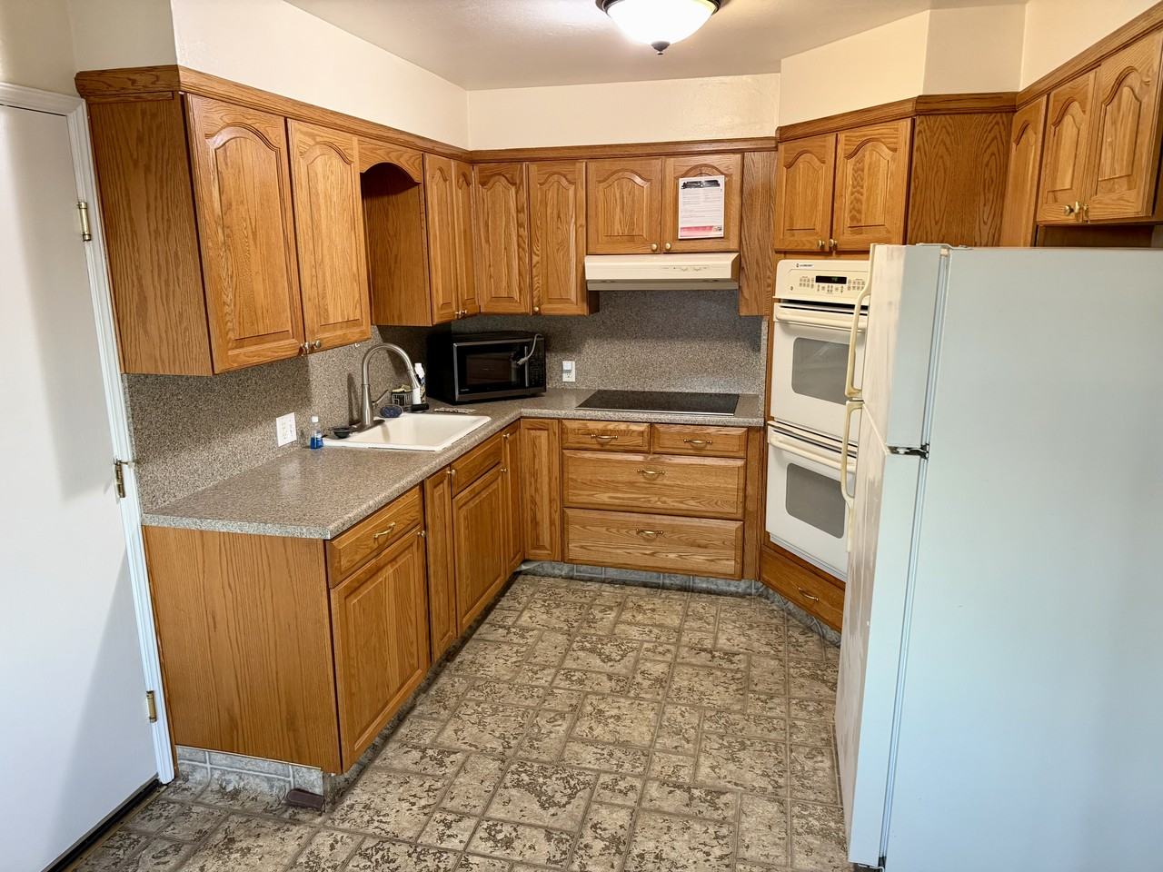 1837 D St #NA - Photo 3 of 15