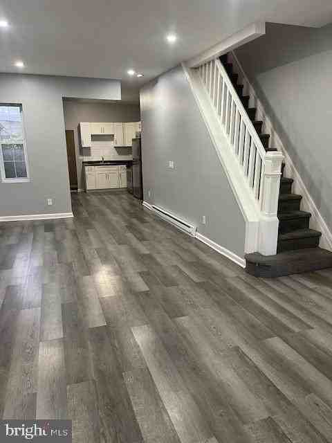 3411 G St - Photo 5 of 11