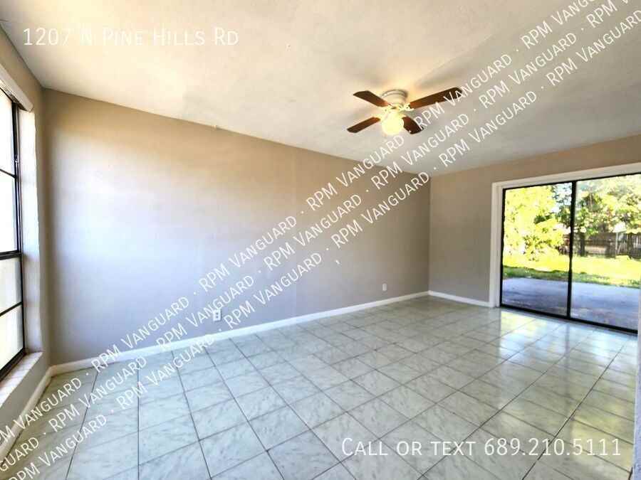 1207 N Pine Hills Rd - Photo 3 of 16
