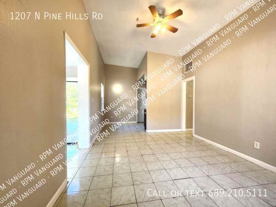 1207 N Pine Hills Rd - Photo 5 of 16