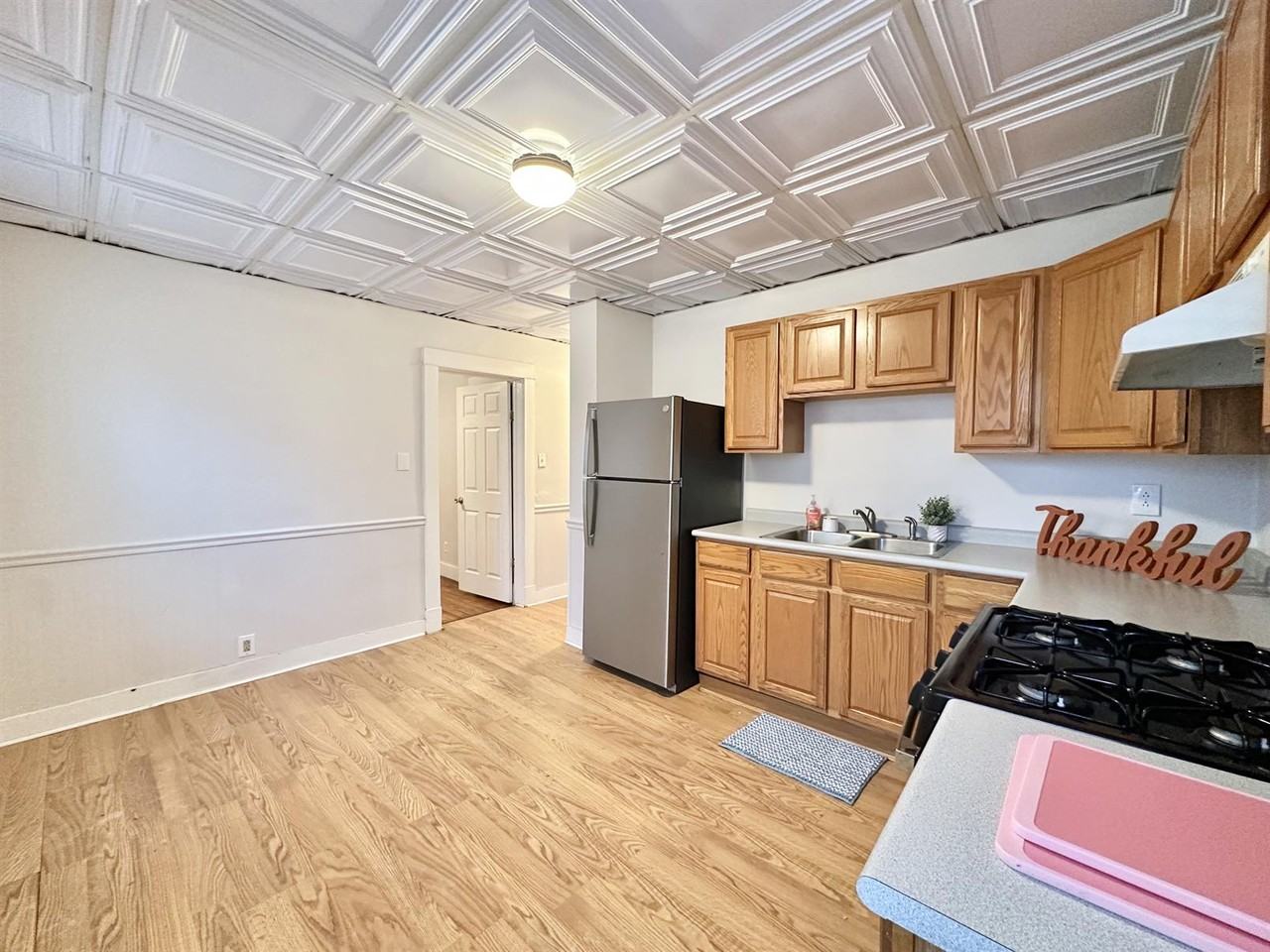 104 3rd Ave #1 - Photo 4 of 10