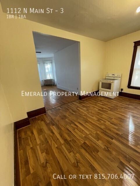 1112 N Main St #3 - Photo 7 of 16