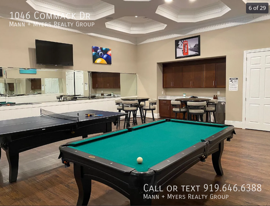 1046 Commack Dr - Photo 6 of 28