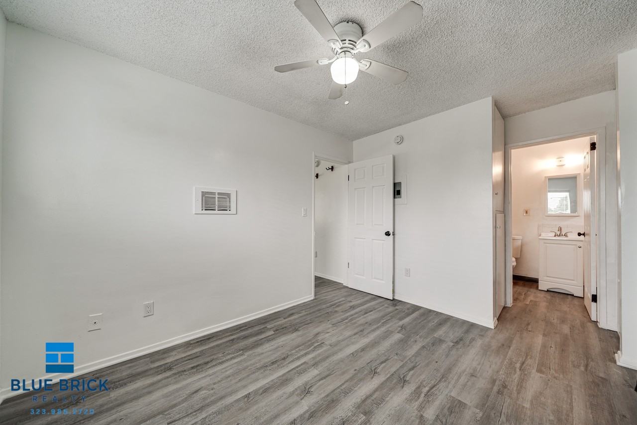 2430 Folsom St #9A - Photo 4 of 17