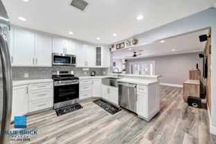 5839 Vanalden Ave - Photo 1 of 1