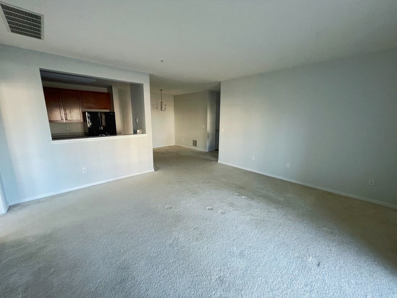 1322 Sierra Dr #1322 - Photo 3 of 10