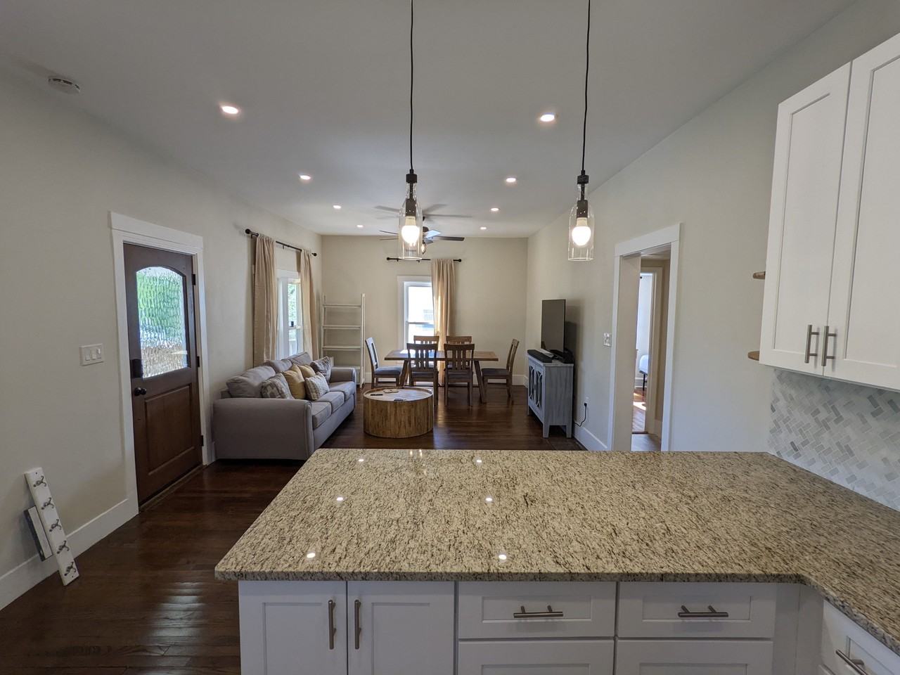 30 Woodrow Ave #NA - Photo 3 of 33