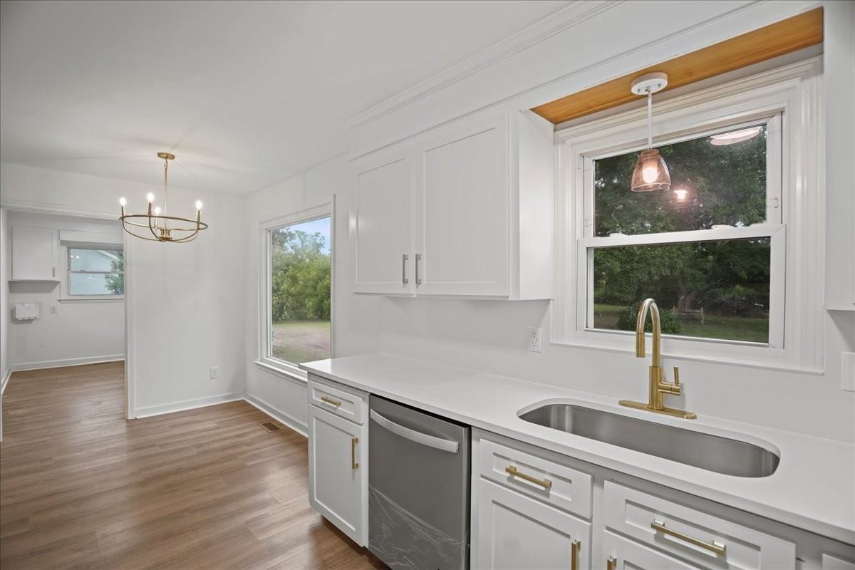 2321 Queen Ann Rd #1 - Photo 5 of 33