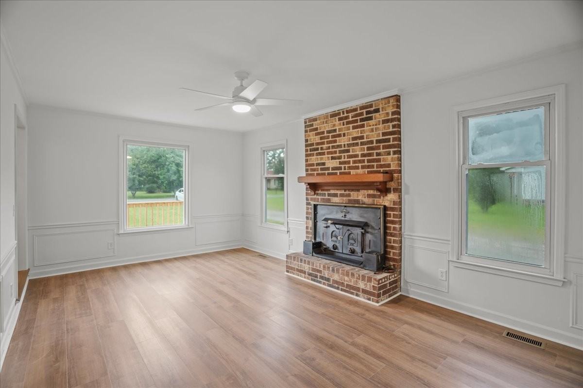 2321 Queen Ann Rd #1 - Photo 7 of 33