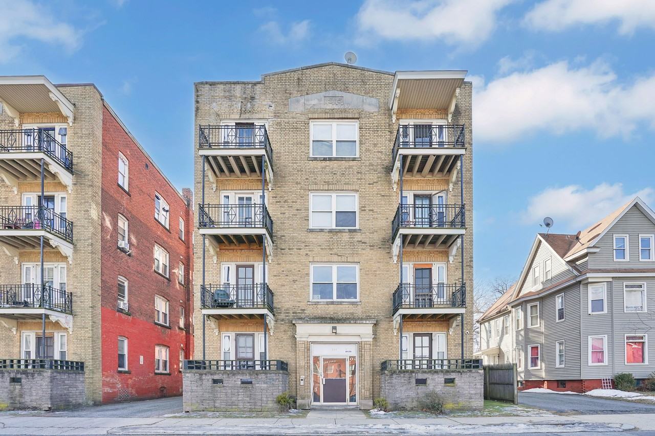 144 White St Apt 4r #4R - Photo 4 of 25