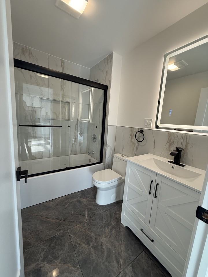 59-61 Broadway - 4 #4 - Photo 3 of 17